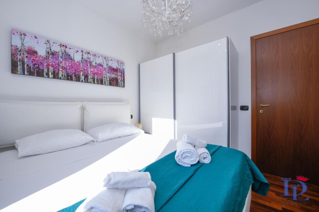 Desenzanoloft Official Partner Marriott Homes & Villas - Luxury Suite With Jacuzzi And Garden Дезенцано-дель-Гарда Экстерьер фото