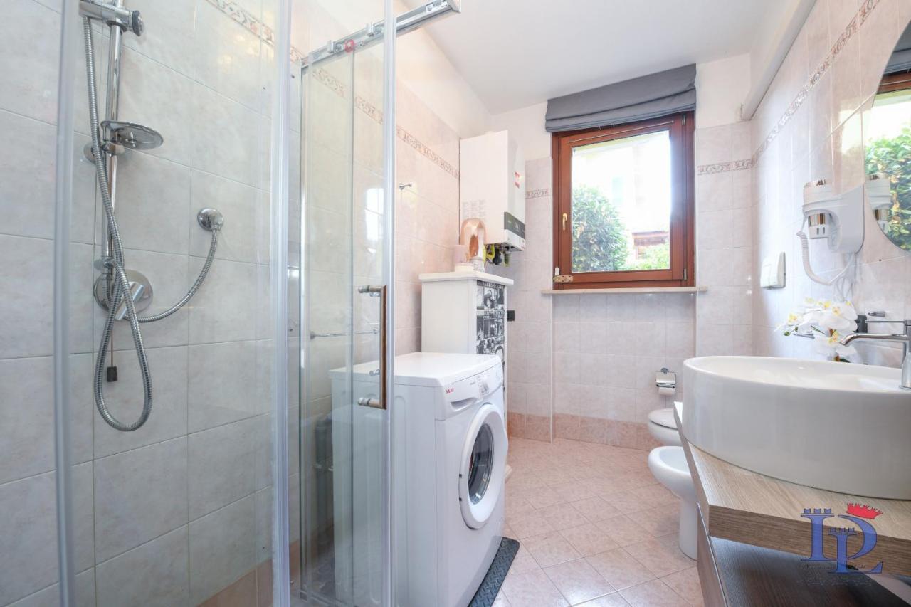 Desenzanoloft Official Partner Marriott Homes & Villas - Luxury Suite With Jacuzzi And Garden Дезенцано-дель-Гарда Экстерьер фото